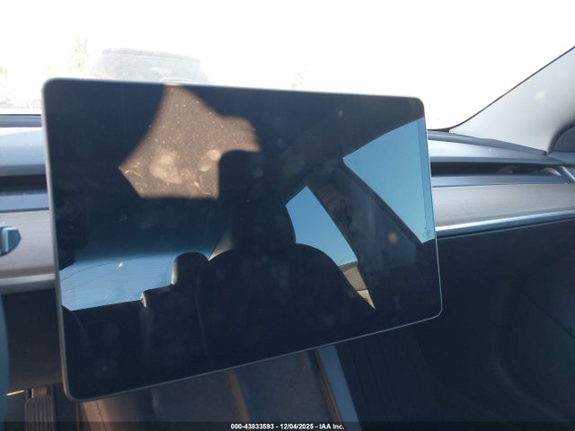 2022 TESLA MODEL 3 5YJ3E1EB2NF130935 Photo 6