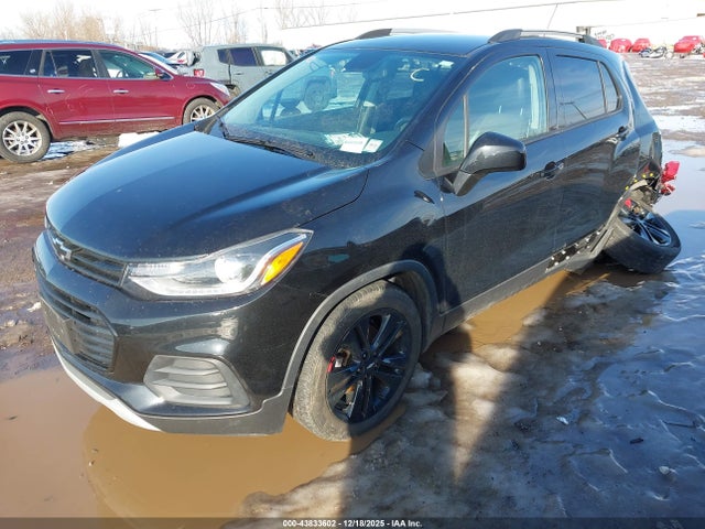 2022 CHEVROLET TRAX KL7CJPSM2NB546942 Photo 1