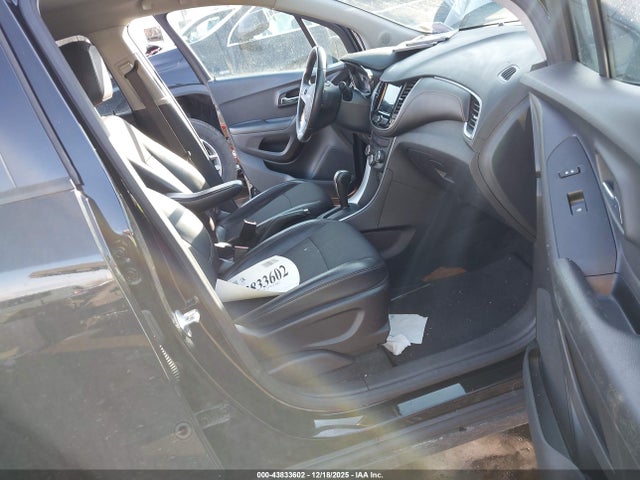 2022 CHEVROLET TRAX KL7CJPSM2NB546942 Photo 4