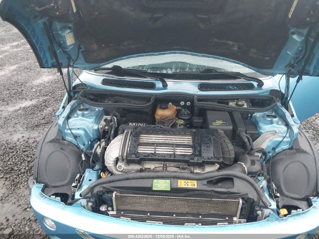 2003 MINI COOPER S WMWRE33423TD59989 Photo 9