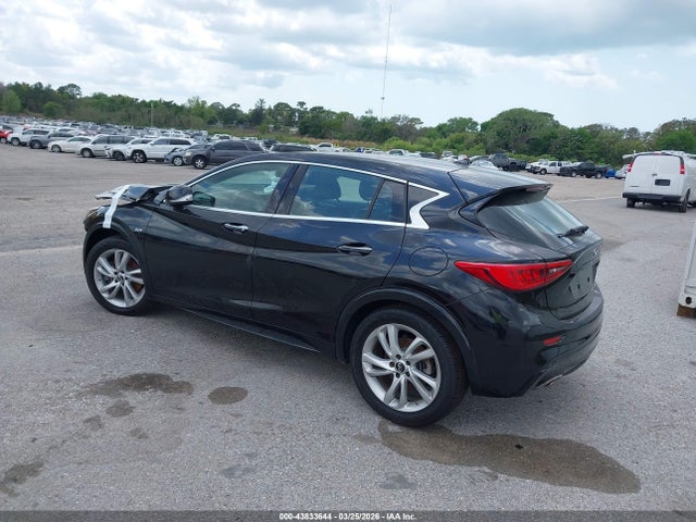 Продаж на аукціоні авто 2018 Infiniti Qx30 Luxury, vin: SJKCH5CPXJA056337, номер лоту: 43833644