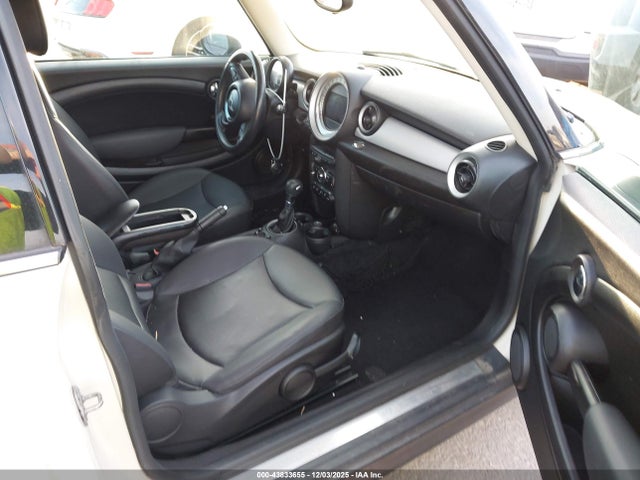 2013 MINI HARDTOP WMWSU3C59DT683811 Photo 4