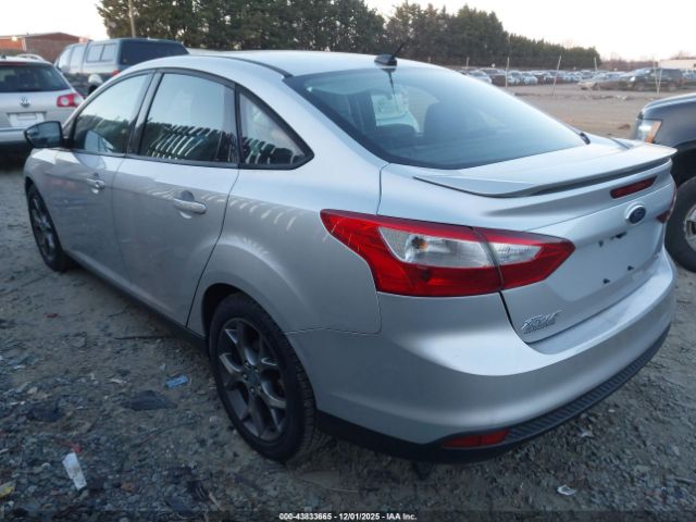 2013 FORD FOCUS 1FADP3F24DL227631 Photo 2