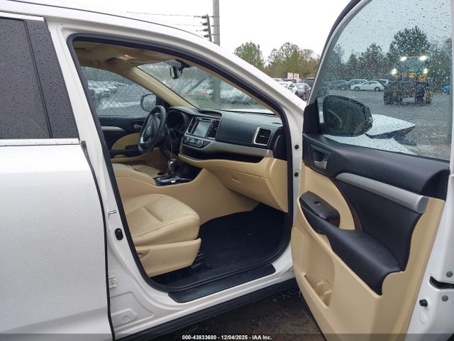 5TDKKRFH2GS159887 Toyota Highlander Xle V6