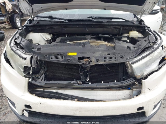 5TDKKRFH2GS159887 Toyota Highlander Xle V6