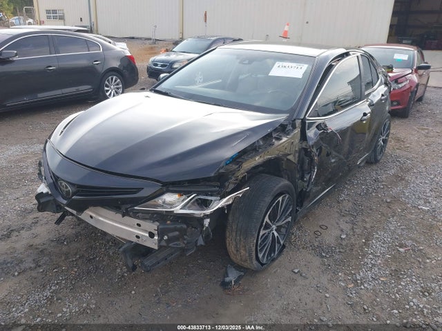 4T1B11HKXJU020571 Toyota CAMRY SE