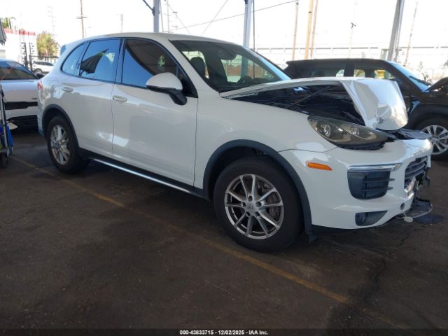 2016 PORSCHE CAYENNE WP1AA2A27GLA11002 Photo 0