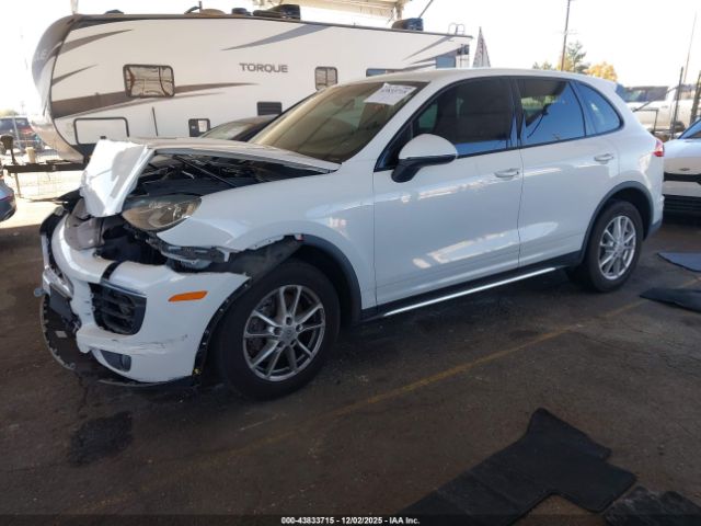 2016 PORSCHE CAYENNE WP1AA2A27GLA11002 Photo 1
