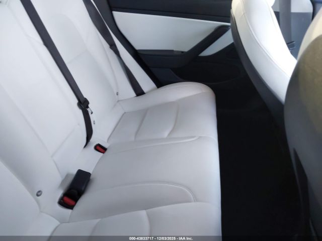 2018 TESLA MODEL 3 5YJ3E1EB2JF096652 Photo 7