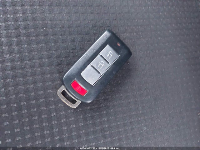 ML32A4HJ3FH056585 Mitsubishi MIRAGE ES