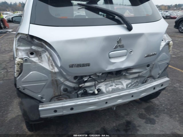 ML32A4HJ3FH056585 Mitsubishi MIRAGE ES