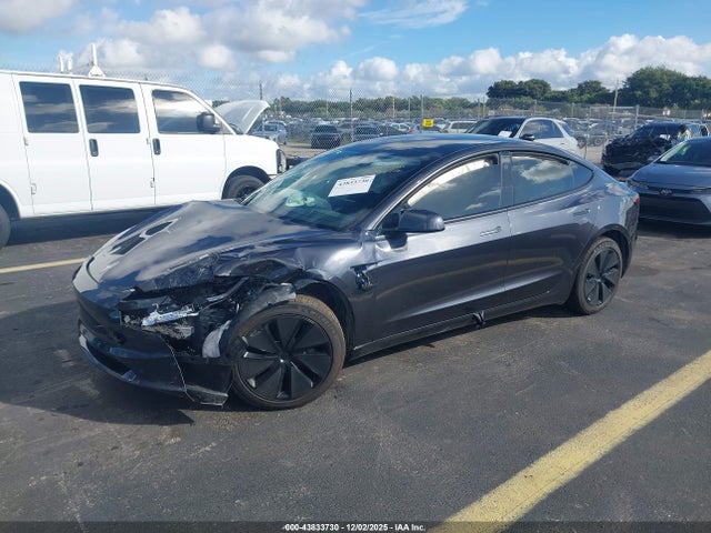 2025 TESLA MODEL 3 5YJ3E1EA6SF995328 Photo 1