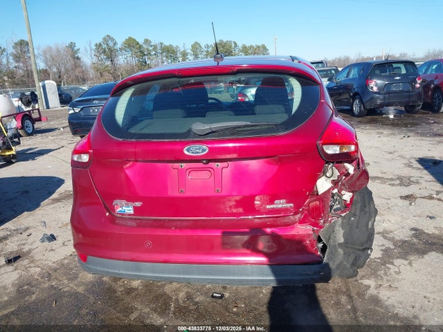 Ford FOCUS SE 2015 1FADP3K25FL312213 Image 16