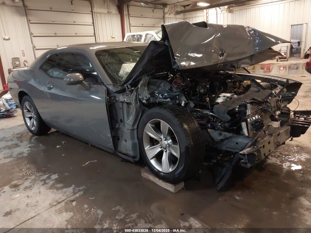 Продаж на аукціоні авто 2019 Dodge Challenger Sxt, vin: 2C3CDZAG5KH560732, номер лоту: 43833826