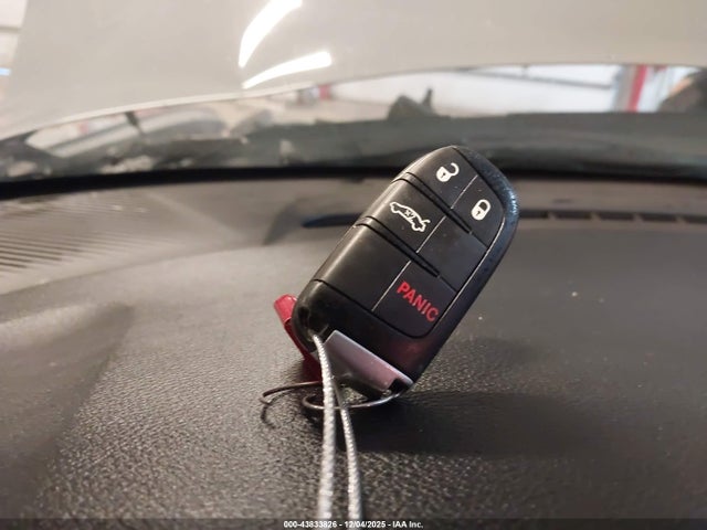 Продаж на аукціоні авто 2019 Dodge Challenger Sxt, vin: 2C3CDZAG5KH560732, номер лоту: 43833826