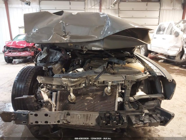 Продаж на аукціоні авто 2019 Dodge Challenger Sxt, vin: 2C3CDZAG5KH560732, номер лоту: 43833826
