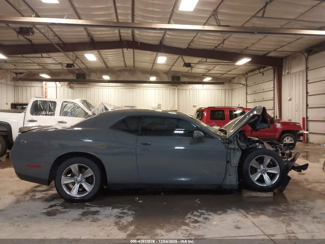 Продаж на аукціоні авто 2019 Dodge Challenger Sxt, vin: 2C3CDZAG5KH560732, номер лоту: 43833826