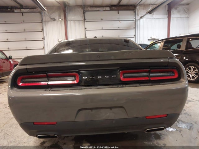 Продаж на аукціоні авто 2019 Dodge Challenger Sxt, vin: 2C3CDZAG5KH560732, номер лоту: 43833826