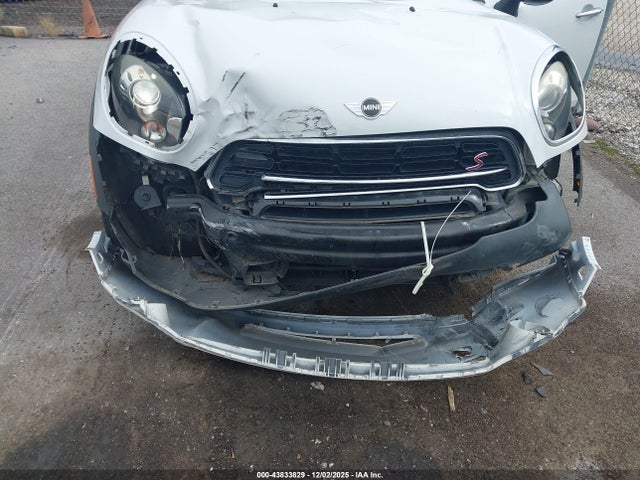 2015 MINI COUNTRYMAN WMWZC3C58FWT06616 Photo 5