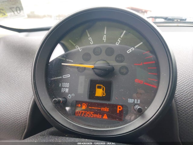 2015 MINI COUNTRYMAN WMWZC3C58FWT06616 Photo 6