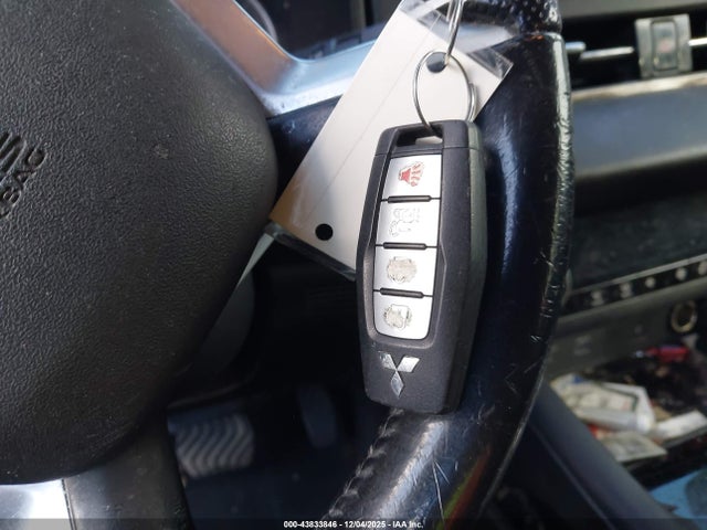 2022 MITSUBISHI OUTLANDER JA4J4UA89NZ052390 Photo 10