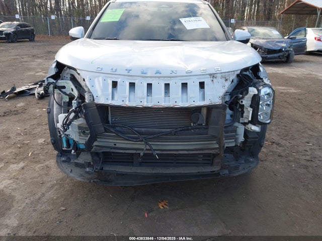 2022 MITSUBISHI OUTLANDER JA4J4UA89NZ052390 Photo 5