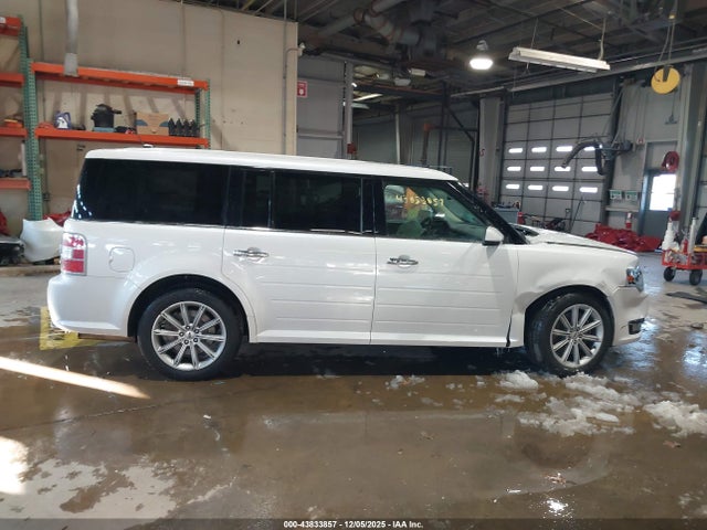 2FMHK6D8XEBD15700 Ford Flex Limited