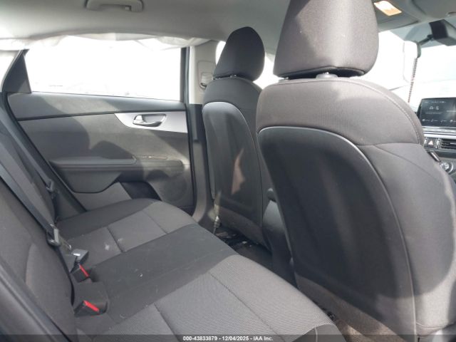 2022 KIA FORTE 3KPF24AD2NE465889 Photo 7