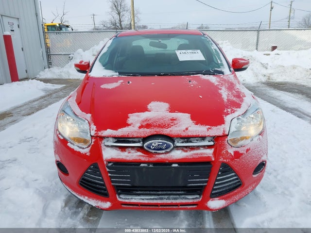 43833883 :رقم المزاد ، 1FADP3F29EL262974 vin ، 2014 Ford Focus Se مزاد بيع