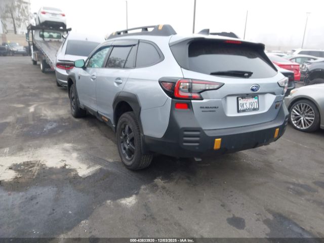 2024 SUBARU OUTBACK 4S4BTGUD2R3217398 Photo 2