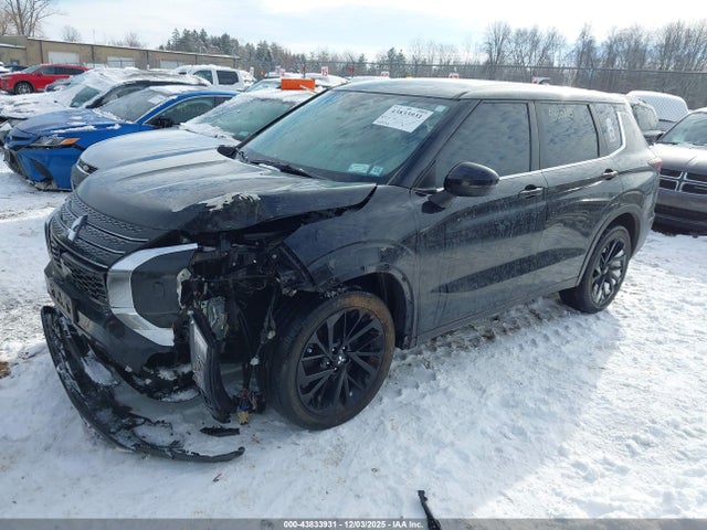 2022 MITSUBISHI OUTLANDER JA4J4TA80NZ062171 Photo 1