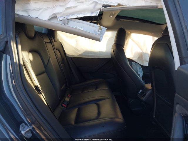 2018 TESLA MODEL 3 5YJ3E1EB1JF083052 Photo 7