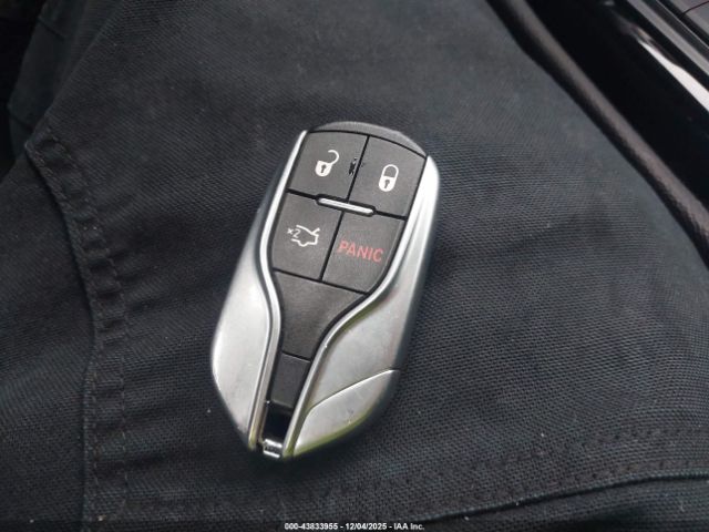 2017 MASERATI LEVANTE ZN661XUA7HX234463 Photo 10