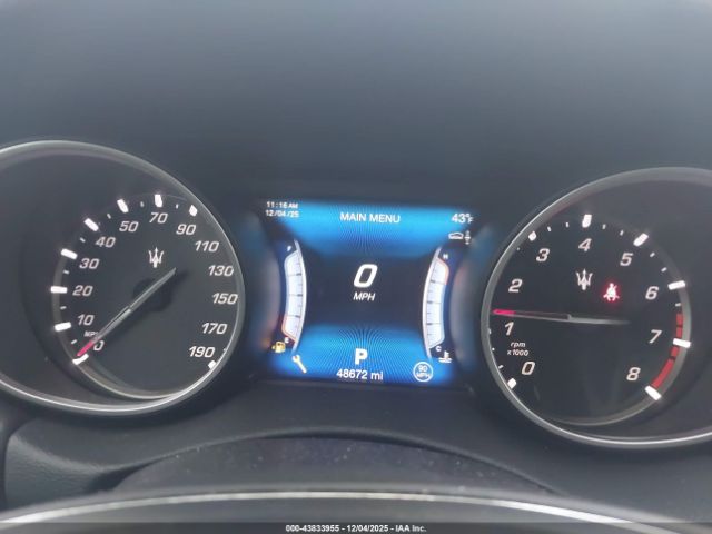 2017 MASERATI LEVANTE ZN661XUA7HX234463 Photo 6