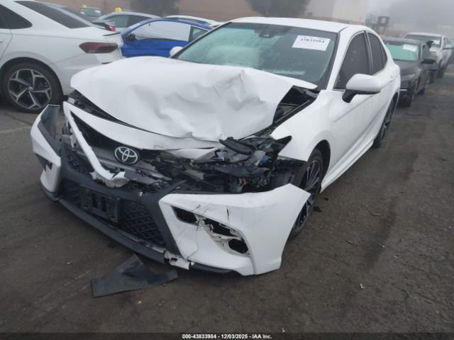 2018 TOYOTA CAMRY JTNB11HK3J3018280 Photo 1