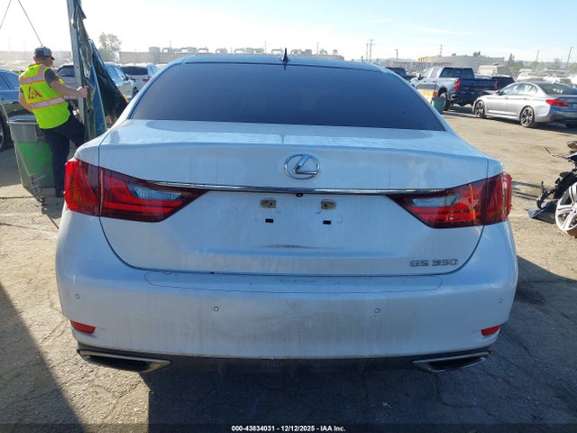 Lexus GS 350 2015 JTHBE1BL8FA018366 Image 16