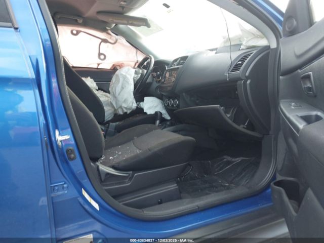 2017 MITSUBISHI OUTLANDER SPORT JA4AP3AU2HZ056087 Photo 4