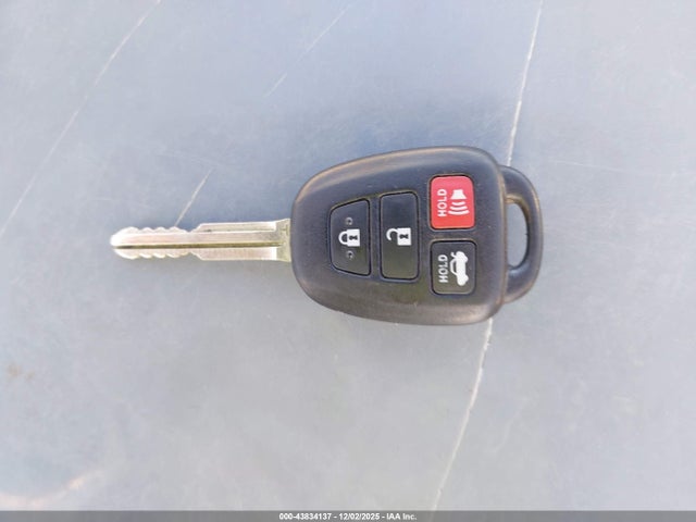 5YFBURHE6GP549011 Toyota Corolla S Plus