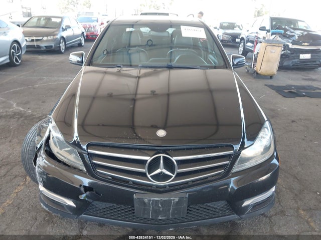 WDDGF4HB2EG252170 Mercedes-Benz C 250 Sport