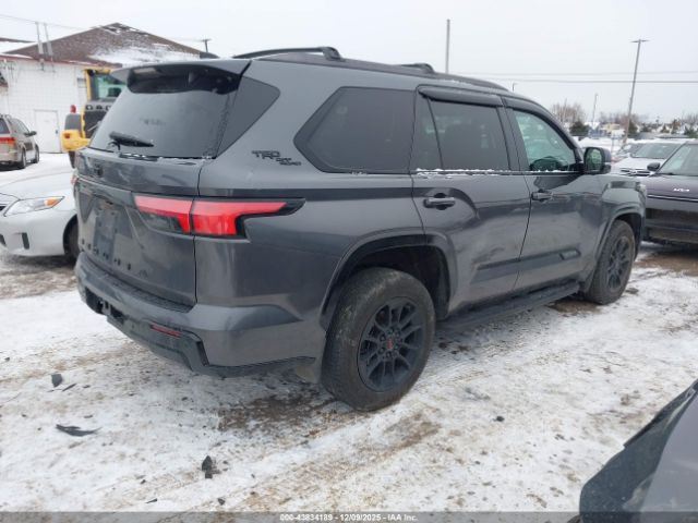 2024 TOYOTA SEQUOIA 7SVAAABA8RX032475 Photo 3