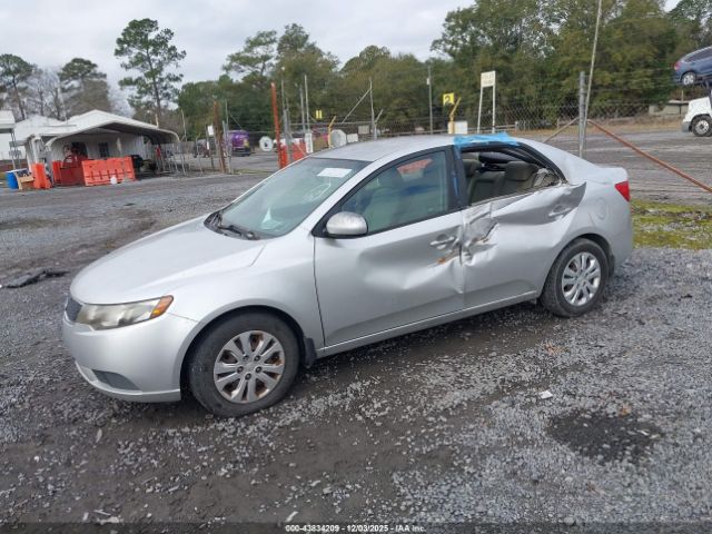 2013 KIA FORTE KNAFT4A2XD5654731 Photo 1