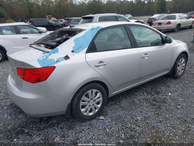 2013 KIA FORTE KNAFT4A2XD5654731 Photo 3