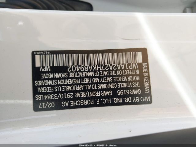 2017 PORSCHE CAYENNE WP1AA2A27HKA89402 Photo 8