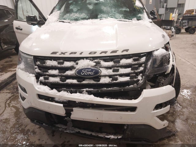 1FM5K8GT9HGD03775 Ford EXPLORER SPORT