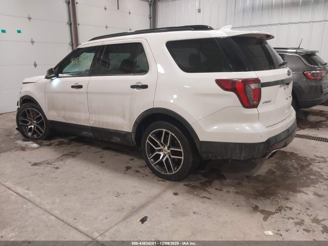 1FM5K8GT9HGD03775 Ford EXPLORER SPORT