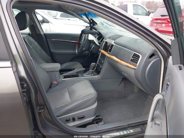 2010 LINCOLN MKZ 3LNHL2GC8AR627290 Photo 4