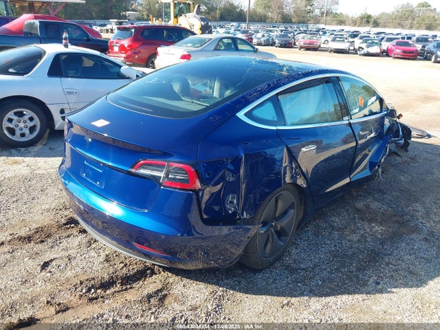2018 TESLA MODEL 3 5YJ3E1EA2JF014667 Photo 3
