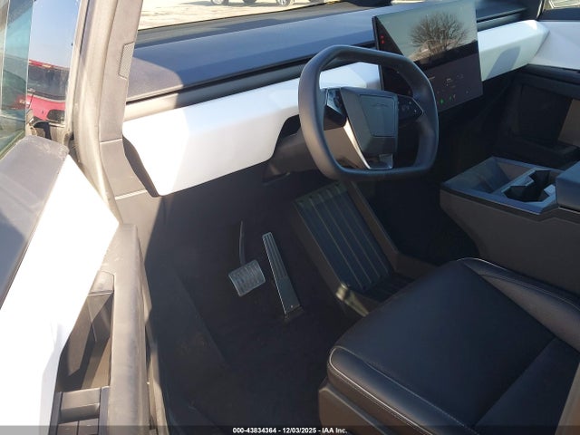 Продажа на аукционе авто 2024 Tesla Cybertruck All-wheel Drive, vin: 7G2CEHED1RA042369, номер лота: 43834364