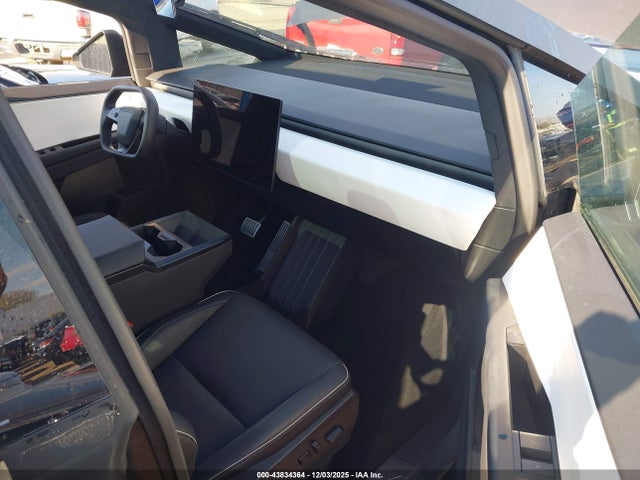 Продажа на аукционе авто 2024 Tesla Cybertruck All-wheel Drive, vin: 7G2CEHED1RA042369, номер лота: 43834364