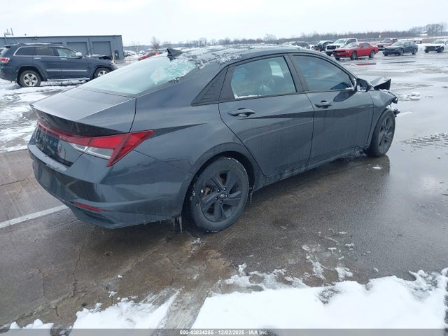 Hyundai ELANTRA SEL 2021 5NPLM4AG6MH052150 Image 4